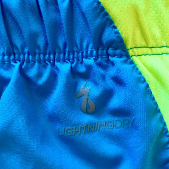 New Balance Running Shorts Size Large - Picture 7 of 10